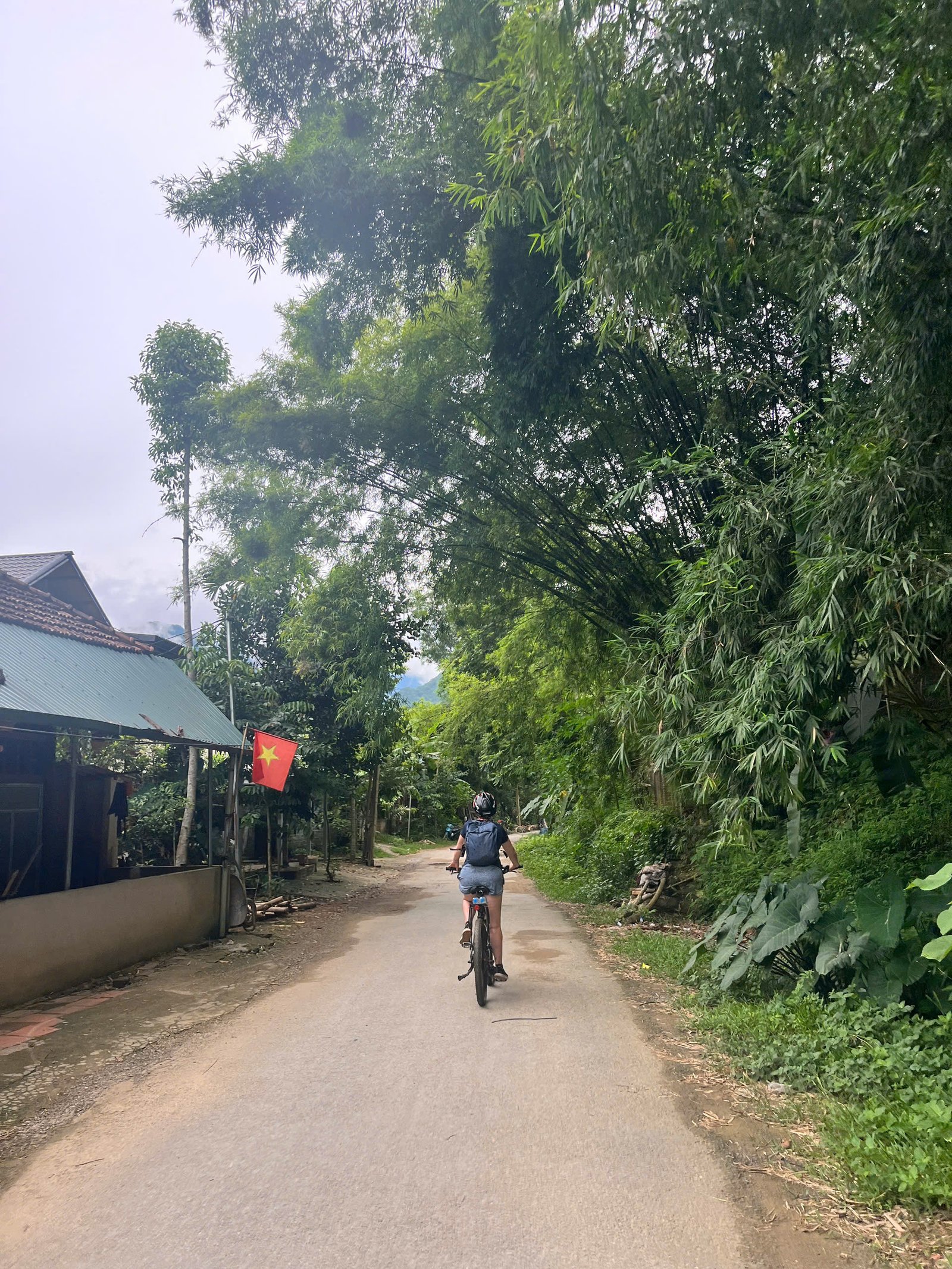 4 Days Northern Vietnam Cycling: Mai Chau to Pu Luong Cycling Adventure